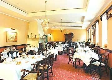 CASTLE HOTEL PILLNITZ LTD1