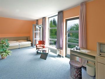 KREISCHAER HOF4