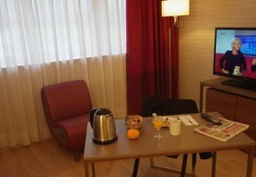 HOLIDAY INN GENEVA AIRPORT4