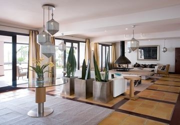 PARADOR2