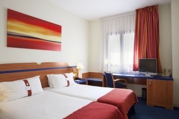 HOLIDAY INN EXPRESS ONDA - PRO3