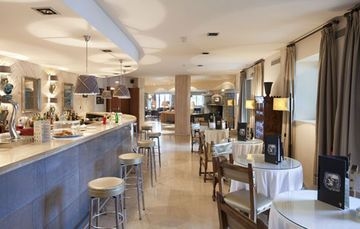 PARADOR4