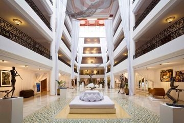 Sofitel Lounge & Spa0
