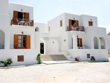 Roussos Beach0