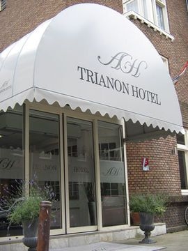 Trianon0