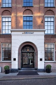 Sir Albert Hotel0