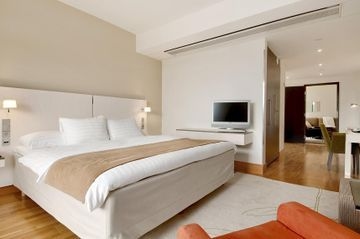 Hilton Kalastajatorppa2