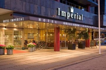 โรงแรมอิมพีเรียล (Imperial Hotel)1