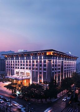 Hilton Xian0