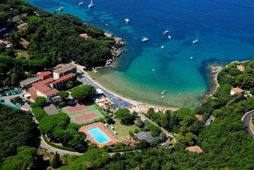 Hotel Desiree0