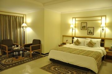 Hotel Aditya Park1