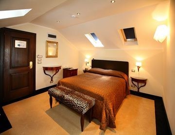 Vigo Hotel4
