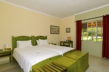 DAMARA MOPANE LODGE2