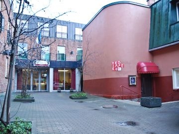 Red Emperor Hostel0
