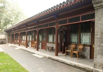 Courtyard 73