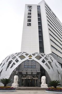 Laurel Hotel0