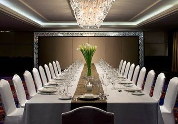 Marriott City Wall3