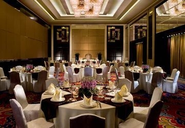 Marriott City Wall2