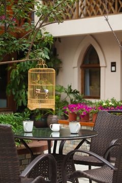 Red Wall Garden Hotel3