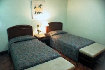 El Cielito Inn2