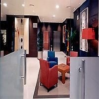 Husa Center3