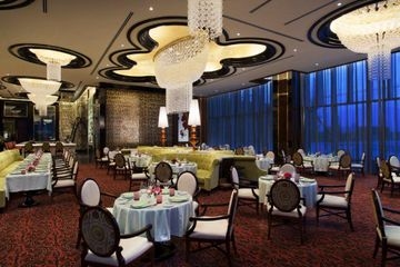 Solaire Resort & Casino2