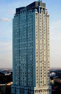 Goldland Millenia Suites0