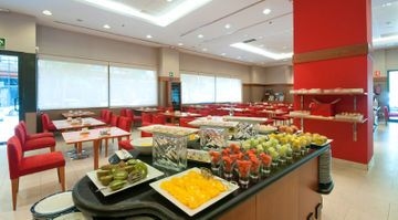 Tryp Valencia Oceanic Hotel2