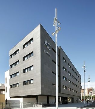 AC HOTEL SANTS1