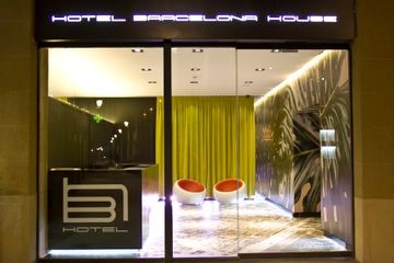 BARCELONA HOUSE0