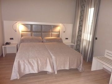 BARCELONA HOUSE2
