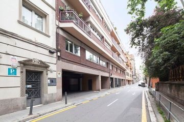Ding Dong Hostal Putxet0