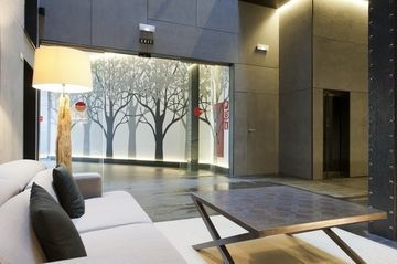MH Apartments Barcelona2