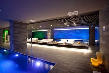 DOUBLETREE BY HILTON HOTEL AND CONFERENCE3