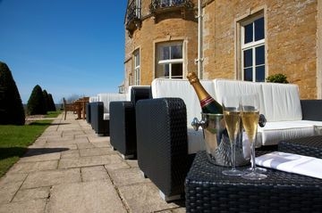 WYCKHILL HOUSE4