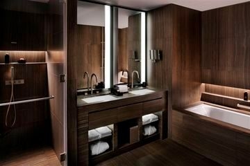 Armani3
