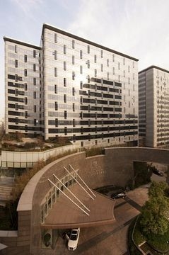Hilton Hongqiao0