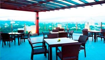 HAROLDS HOTEL (PREMIUM RO)4