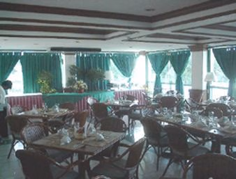 Days Hotel Mactan Cebu3