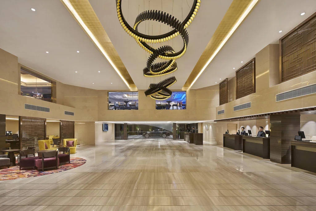 ฮอลิเดย์ อินน์ โกลเด้น ไมล์ (Holiday Inn Golden Mile)2