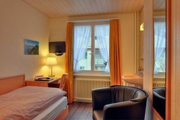 Hotel Rossli2