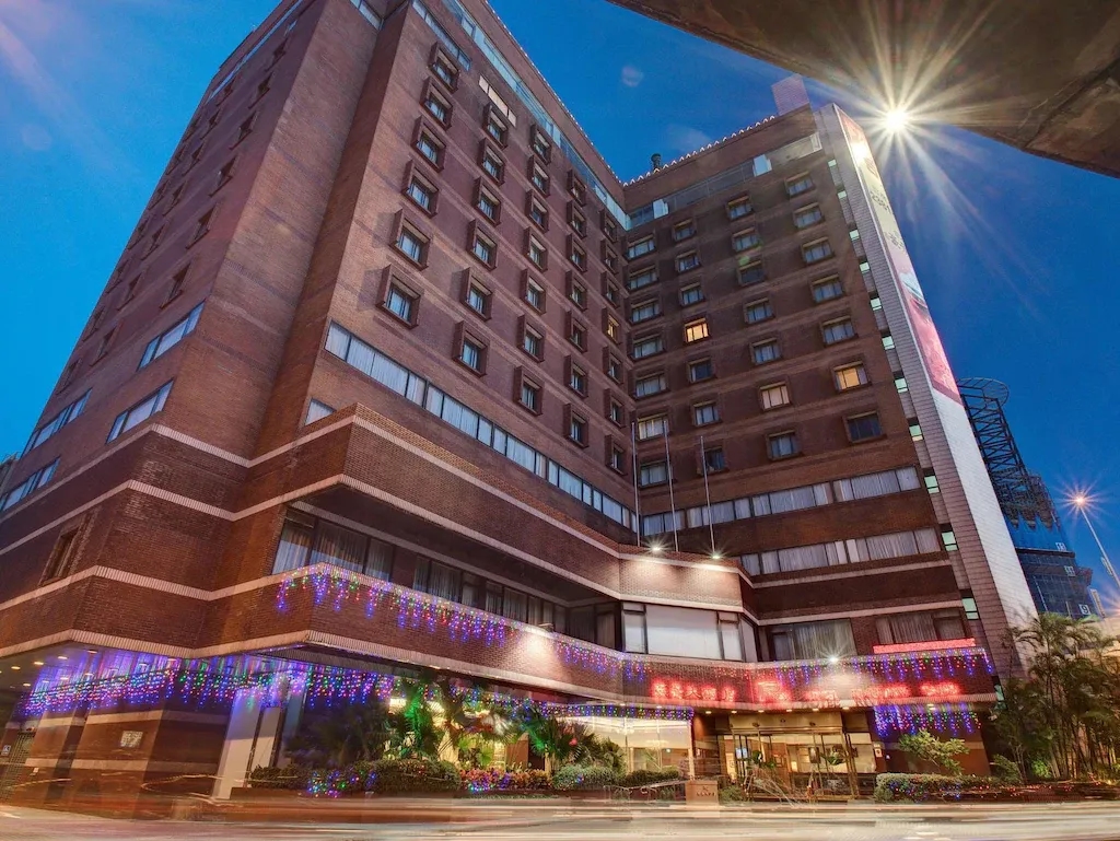 โรงแรมริเวอร์วิว (Hotel Riverview)0