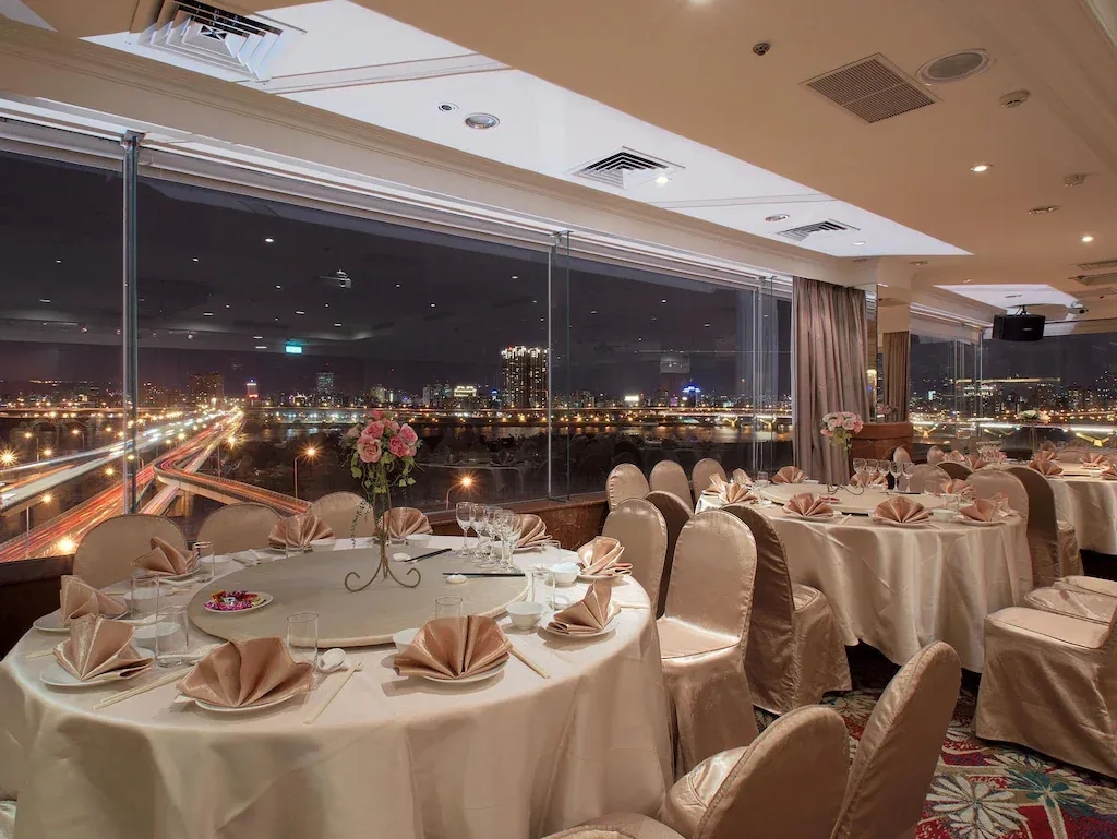 โรงแรมริเวอร์วิว (Hotel Riverview)1
