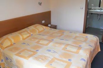 PERUNICA HOTEL0