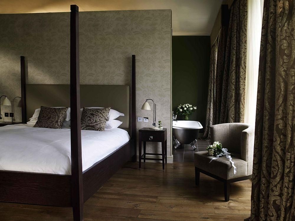 STOKE PLACE HOTEL2