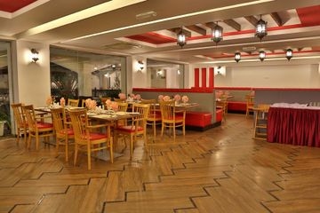Crystal Suites Hotel3