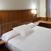 Catalonia Barcelona Golf Hotel4