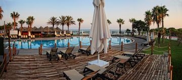 Papillion Belvil Belek2
