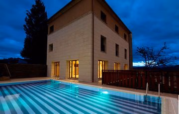 PARADOR1
