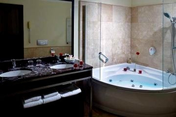 Leonardo Hotel Budapest1
